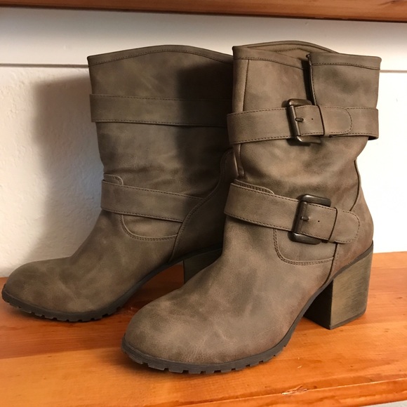 Leila Stone Shoes - Boots